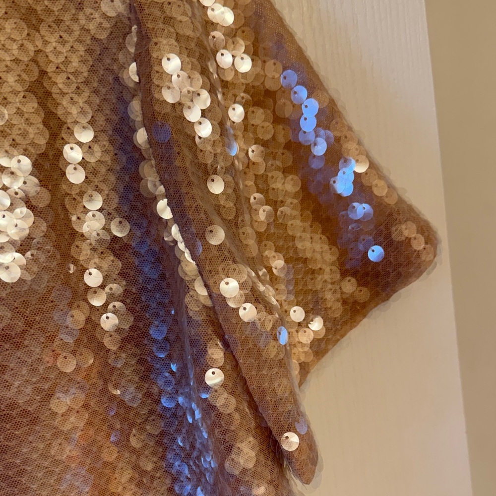 LOFT Shimmering Gold Sequin Blouse - Picture 4 of 6
